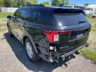 2025 Ford Explorer Active - Exterior Rear Left Corner Image